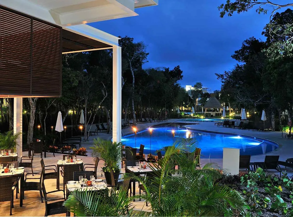 Luxury 2 Bedroom Bahia Principe Condo Akumal Apartmán